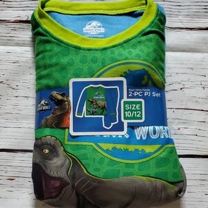 🆕️ Boy's Jurassic World Dinosaur Pajama Set